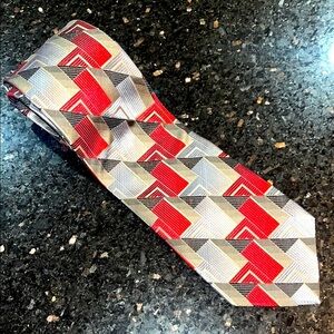 Men’s Concept by Claiborne Silk Tie - Red & Grays pattern